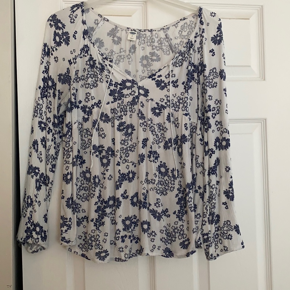 Old navy blouse